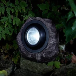 Jumbo Rock Superbright Solar Spotlight